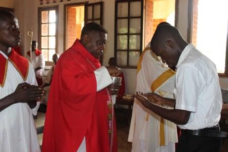 Visite canonique de Mgr Daniel Nlandu à Kibula (87)