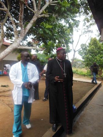 Visite pastorale de Mgr Daniel Nlandu à Miyamba (4)